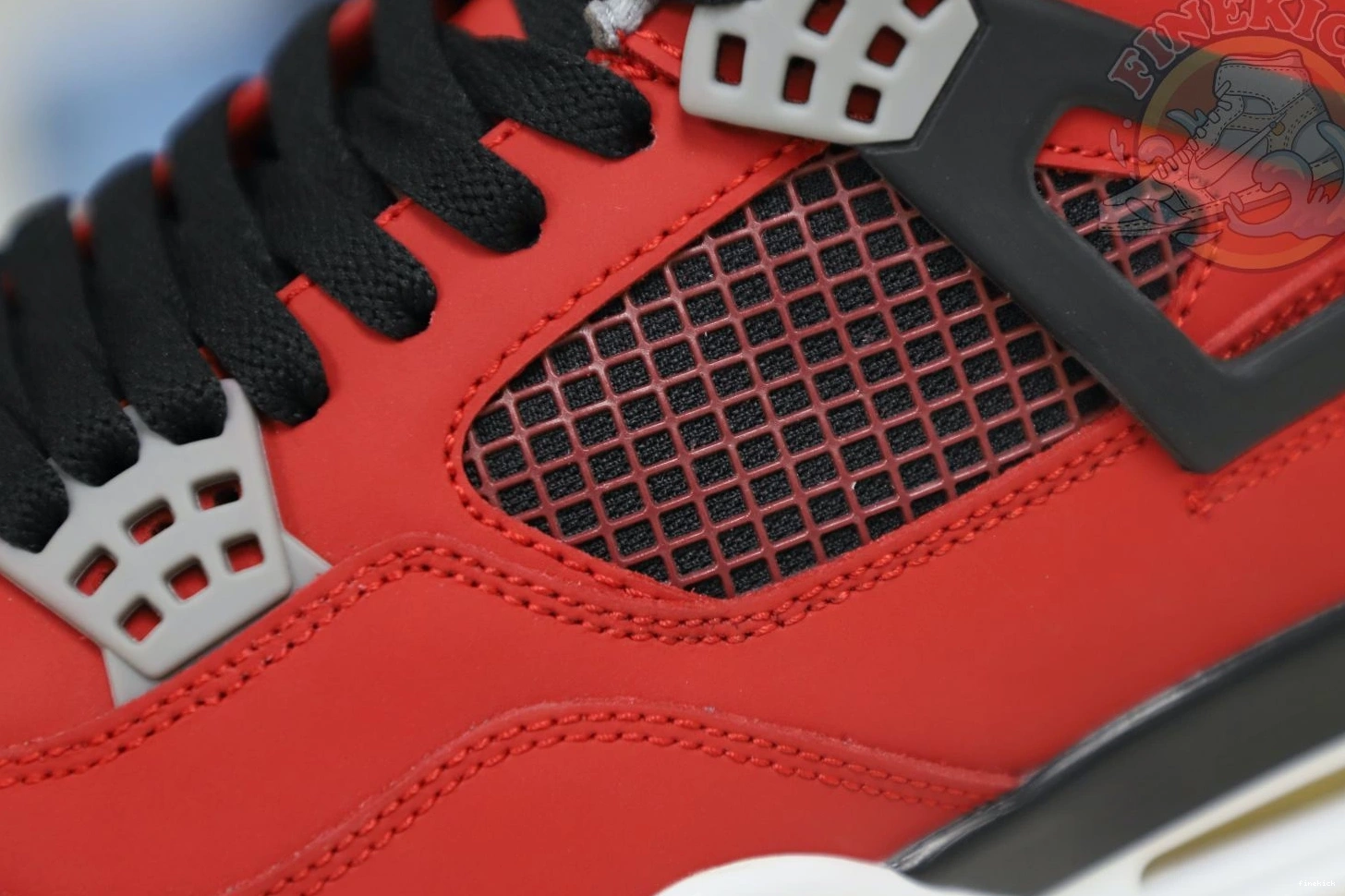 Air Jordan4 Jordan Bravo RetroToro 0117